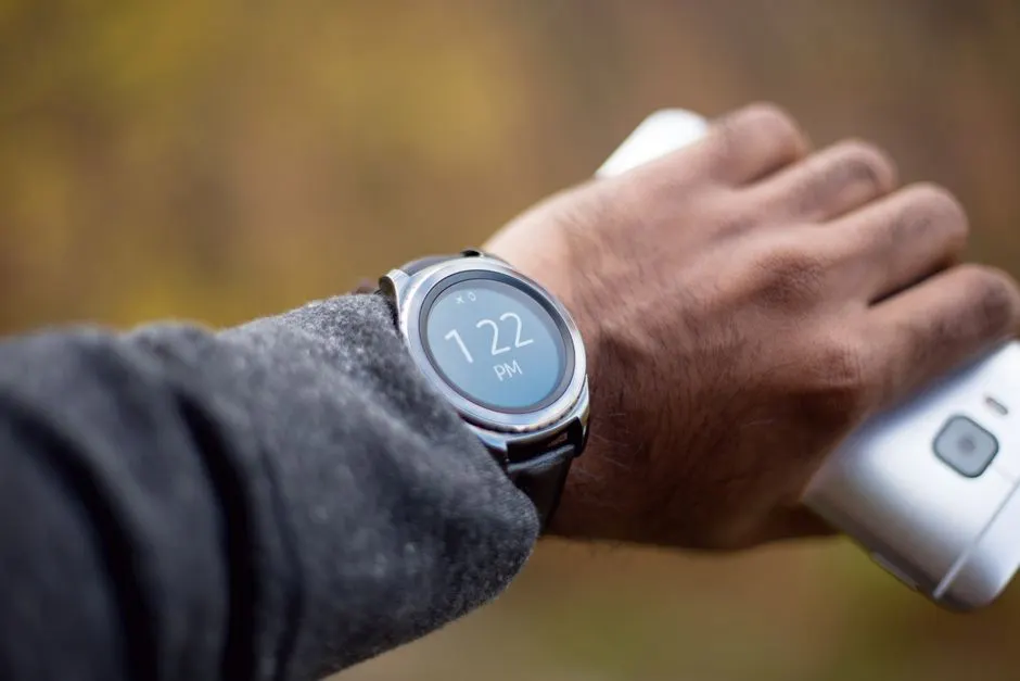 Meilleure montre connectée homme 2024 : toutes les réponses pour faire le bon choix