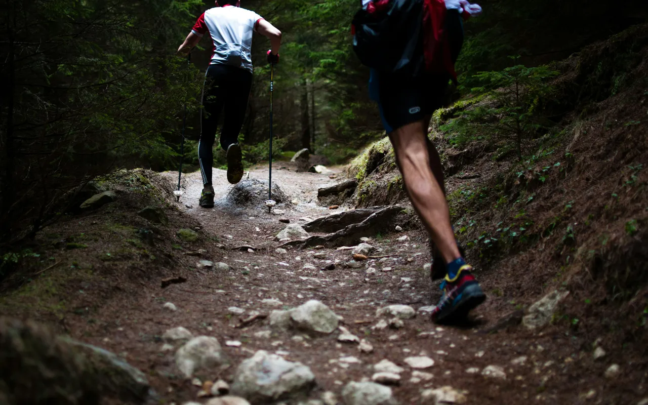 Ce que la plupart des débutants achètent en trail… et regrettent aussitôt