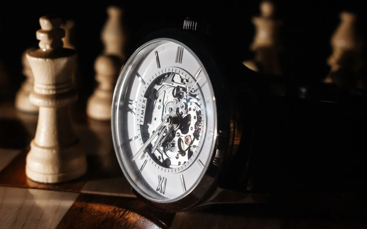 Montre homme connectée ou mécanique : 4 critères qui font vraiment la différence